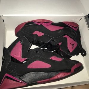jordan retro 7 (size 5.5 youth)